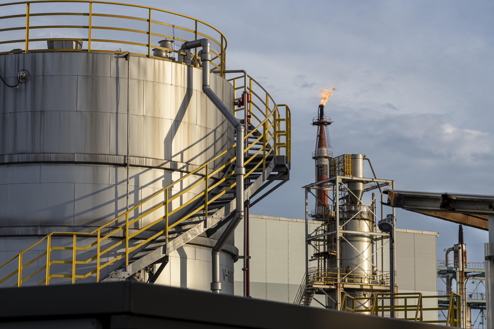 How Crude Price Swings Affect Bunker Fuel Costs in Nigeria